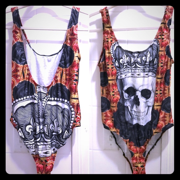 FREAK OF NATURE Tops - FREAK OF NATURE Skull Design Bodysuit NO FLAWS 14